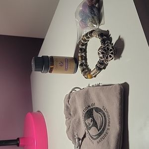 Essential oil bracelet